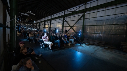 Nemokami renginiai Bėgių parko angare: prasidėjo festivalis „Gilios upės tyliai plaukia 2025“ - #3