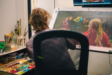 Filmo „Kaimiečiai“ dailininkė: žiūrovas emocinį kontaktą mezga su veikėjų akimis