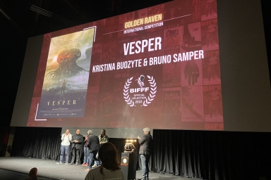 Netrukus kino teatruose startuosiantis filmas „Vesper“ triuškinamai triumfavo Belgijoje