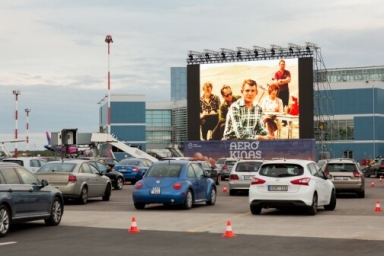 Pirmasis spalvotas lietuviškas filmas sugrįžo į Lietuvos ekranus